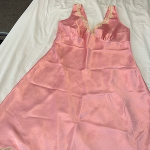 Beautiful pink VS Slip!